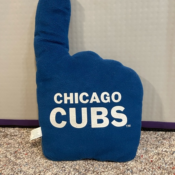 Vintage Chicago Cubs Fan Finger Pillow - Picture 3 of 6